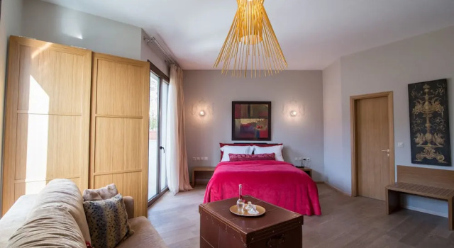 Полулюкс с балконом и с видом на окрестности Forest Suites Boutique Hotel