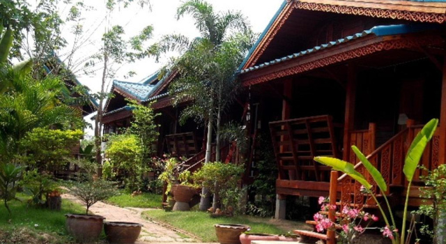 Бунгало TR Guesthouse