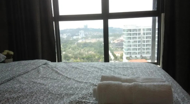 Апартаменты c 1 комнатой Vista Alam Studio Units - Pool, food court