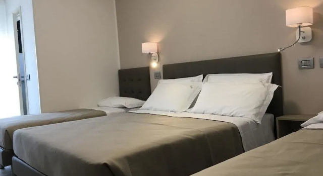 Hotel Novella, Забронировать Отель Мизано-Адриатико Побережье Римини