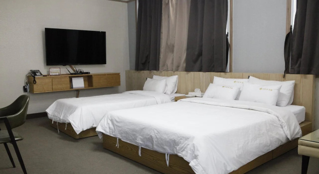 Gukje Business Hotel