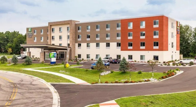 Одноместный люкс Holiday Inn Express & Suites Elkhart North by IHG