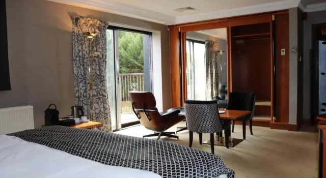 Люкс Fredrick's Hotel & Spa
