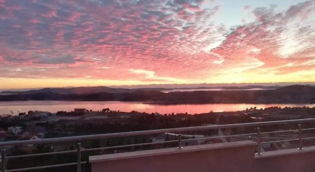 Апартаменты с балконом Apartment Sunset