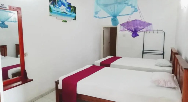 スタンダード ダブル ルーム ガーデンビュー Jayaru Guest House