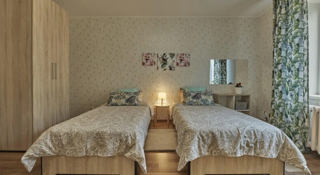 Гостеприимный Дом на Революции 62А, Забронировать Апартаменты/квартира Свердловский район Пермь