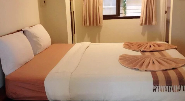 Siam Classic Hostel(สยาม คลาสสิค โฮสเทล), Забронировать Отель Банг Рак 