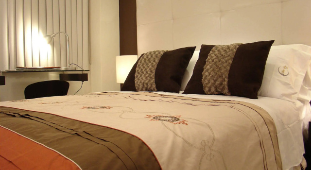 Media Luna, Rezervovat Hotel Trujillo La Libertad
