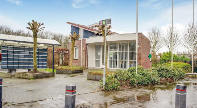 Holiday Home Zeewolde, Забронировать Отель Зеволде Флеволанд