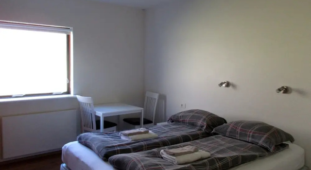 Rauðaberg II, Book Pension Raudaberg 