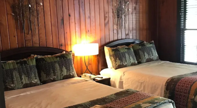 Riverside Lodge at Chimney Rock, Забронировать Дом для отпуска Чимни-Рок Северная Каролина