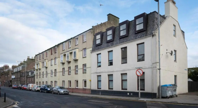 Stepping Stone Apartment