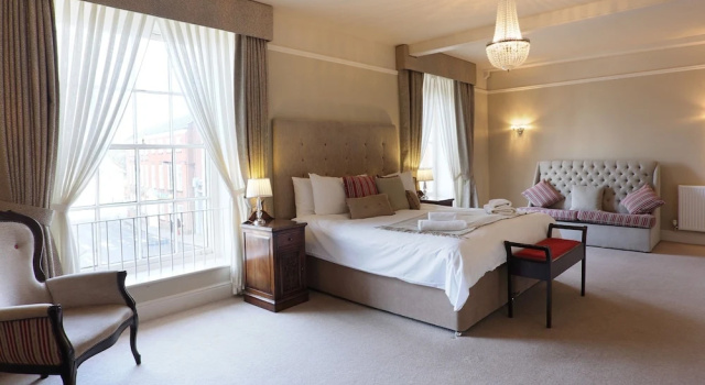 Двухместный номер Luxury Black Boys Hotel