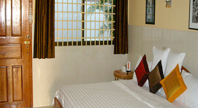 Seven Candles Guesthouse