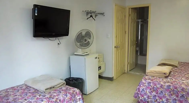 Четырёхместный номер Standard World Hotel