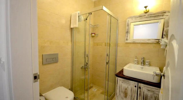Трёхместный номер Economy Rüzgargülü Otel