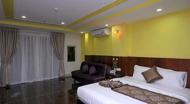 Люкс с балконом Melyna Hotel