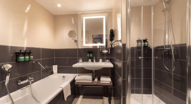 Номер Executive с видом на парк Crowne Plaza Lyon - Cité Internationale