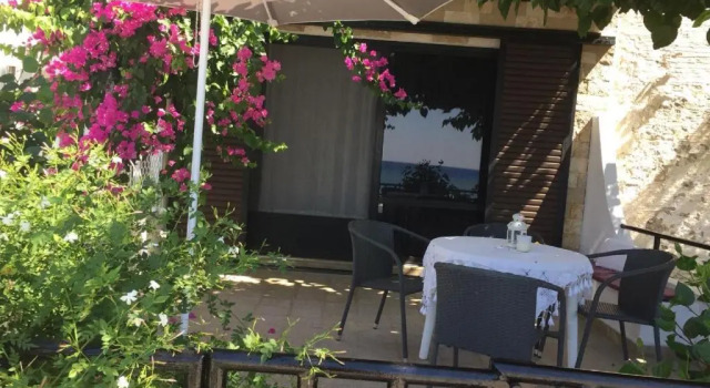 Коттедж Haraki Beach House