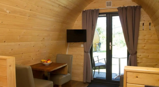 Kleine Nordseewelle ohne Hund, Забронировать Отель Отели Нордена с парковкой, Парковка