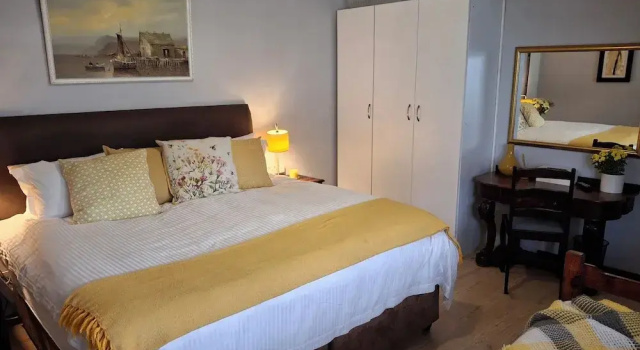 Коттедж Apartment 7 On Oakleigh