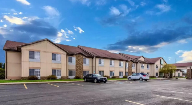 Quality Inn & Suites Lodi I-90, Rezervasyon Otel Lodi Wisconsin