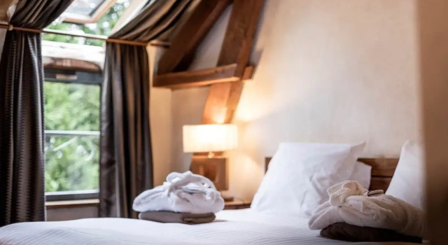 Двухместный номер Classic с балконом Manoir des Indes, The Originals Relais