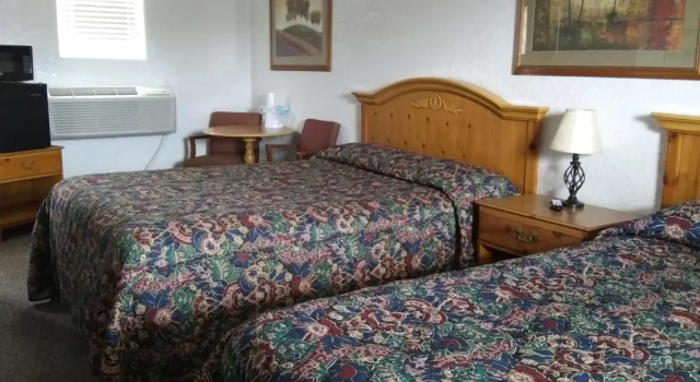 Четырёхместный номер Standard Circle S Lodge