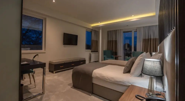 Полулюкс с балконом Hotel ABC