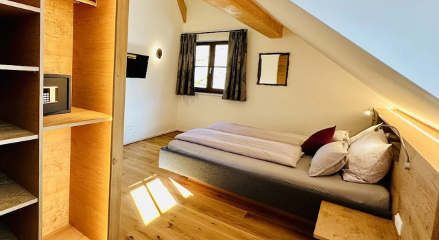 Brunnwirt ESSEN & WOHNEN, Réserver Hôtel Hôtels à Fuschlsee avec parking, Parking