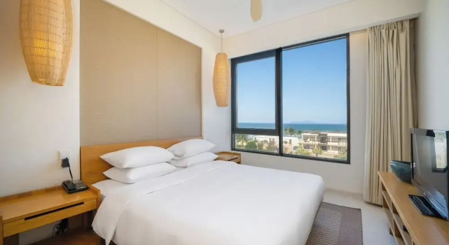 The Salt Collections Beachfront Resort Da Nang, Забронировать Курортный отель Дананг Дананг муниципалитет, рядом с Пляж Нон Нуок