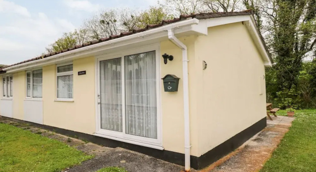 17 River Banks, Book Feriehus Cornwall hoteller med parkering, Parkering