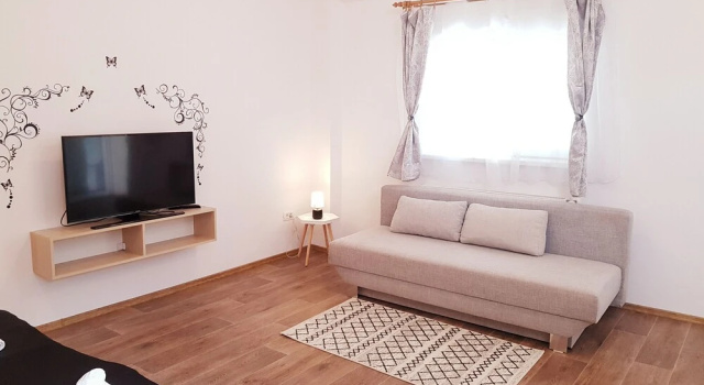 Nice & Cozy Apartments, Забронировать Апартаменты/квартира Тимишоара Тимиш, рядом с Iosefin Water Tower
