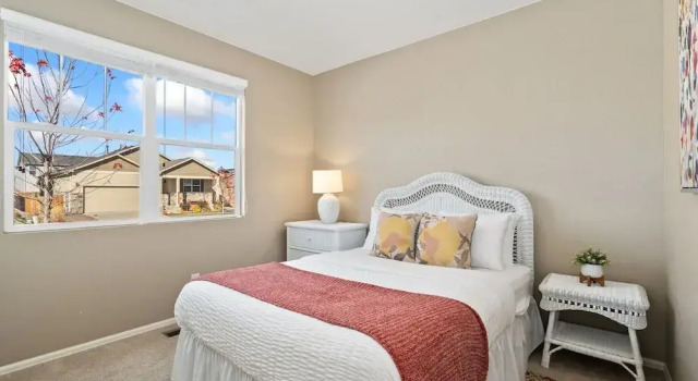 Windshire Retreat Pool, Garage & Pet-friendly, Đặt Nhà nghỉ dưỡng Windsor Mỹ