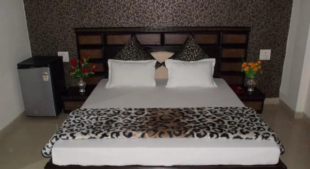 Hotel Grace, Забронировать Отель Отели Хисар с парковкой, Парковка