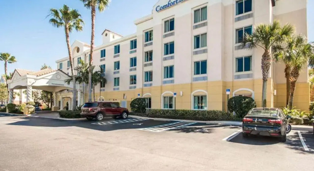 Comfort Inn & Suites, Book Hotel Jupiter Palm Beach County