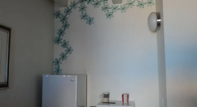 Бунгало Traveler's Bed & Breakfast Hostel