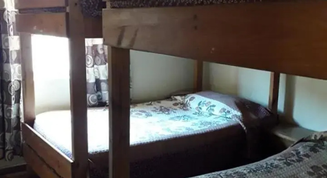 Cabañas Familiares Puente de Tralca 6, Забронировать Отель Отели Эль-Киско с парковкой, Парковка