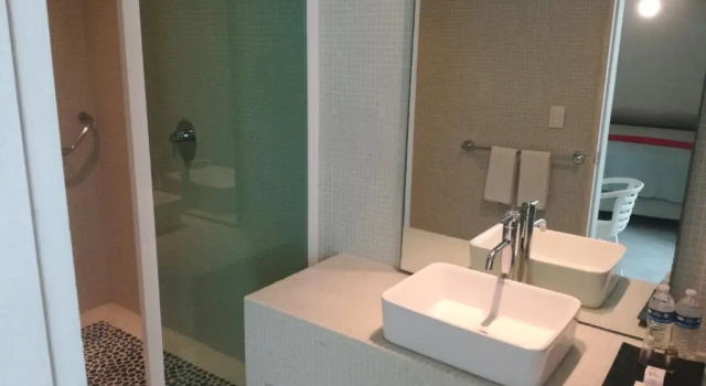 Номер Standard с видом на бассейн We Hotel Acapulco