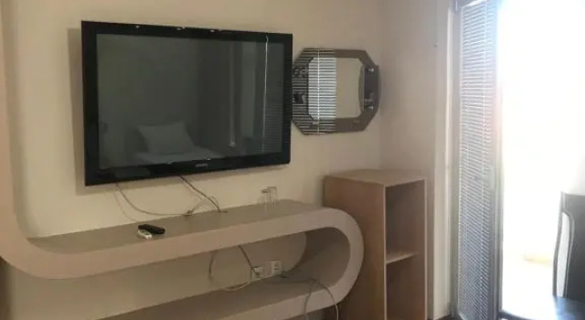Четырёхместный номер Standard с балконом Hostel Kruševac - Lukas