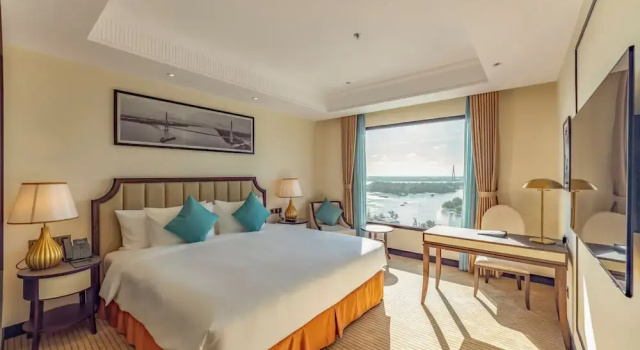 Двухместный номер Deluxe с видом на город Charmant Suites a Boutique Hotel Can Tho