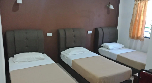 Трёхместный номер Standard KRS Pines GuestHouse