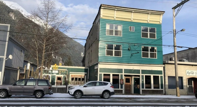 Guesthouse Austria, Rezervați Pensiune Stewart Columbia Britanică