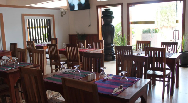 Suorkear Hotel, Забронировать Отель Сиемреап Провинция Сием-Рип, рядом с Wat Bo Temple