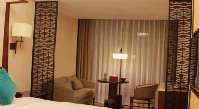 Двухместный номер Standard SSAW Boutique Hotel Ningbo CBD