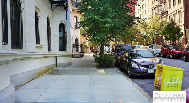 New 2 Bedroom Apt Next To Central Park West, Rezervovat Apartmán Lower East Side New York, blízko Katedrála sv. Jana Božského