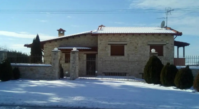 Коттедж Villa Traditional Estate Heated Pool & Garden, 5 bedrooms