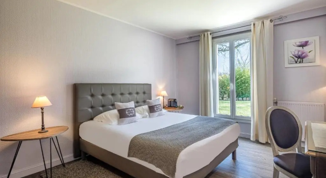 Двухместный номер Standard Domaine de l'Echassier, The Originals Relais