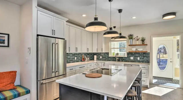 Коттедж Charming Buena Vista Home w/ Private Hot Tub