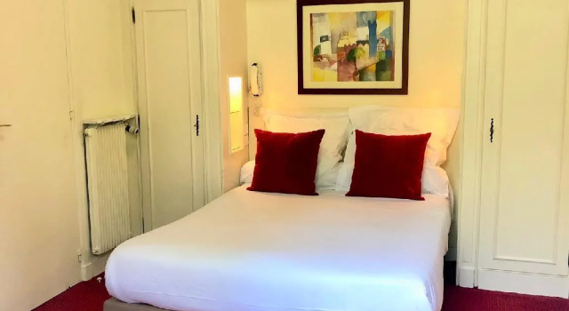 Двухместный номер Superior Hotel De Suez